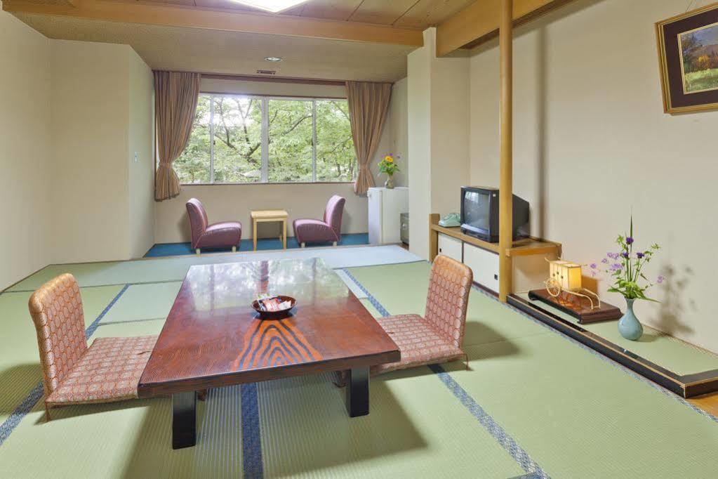 Tateyama Prince Hotel Ōmachi Esterno foto