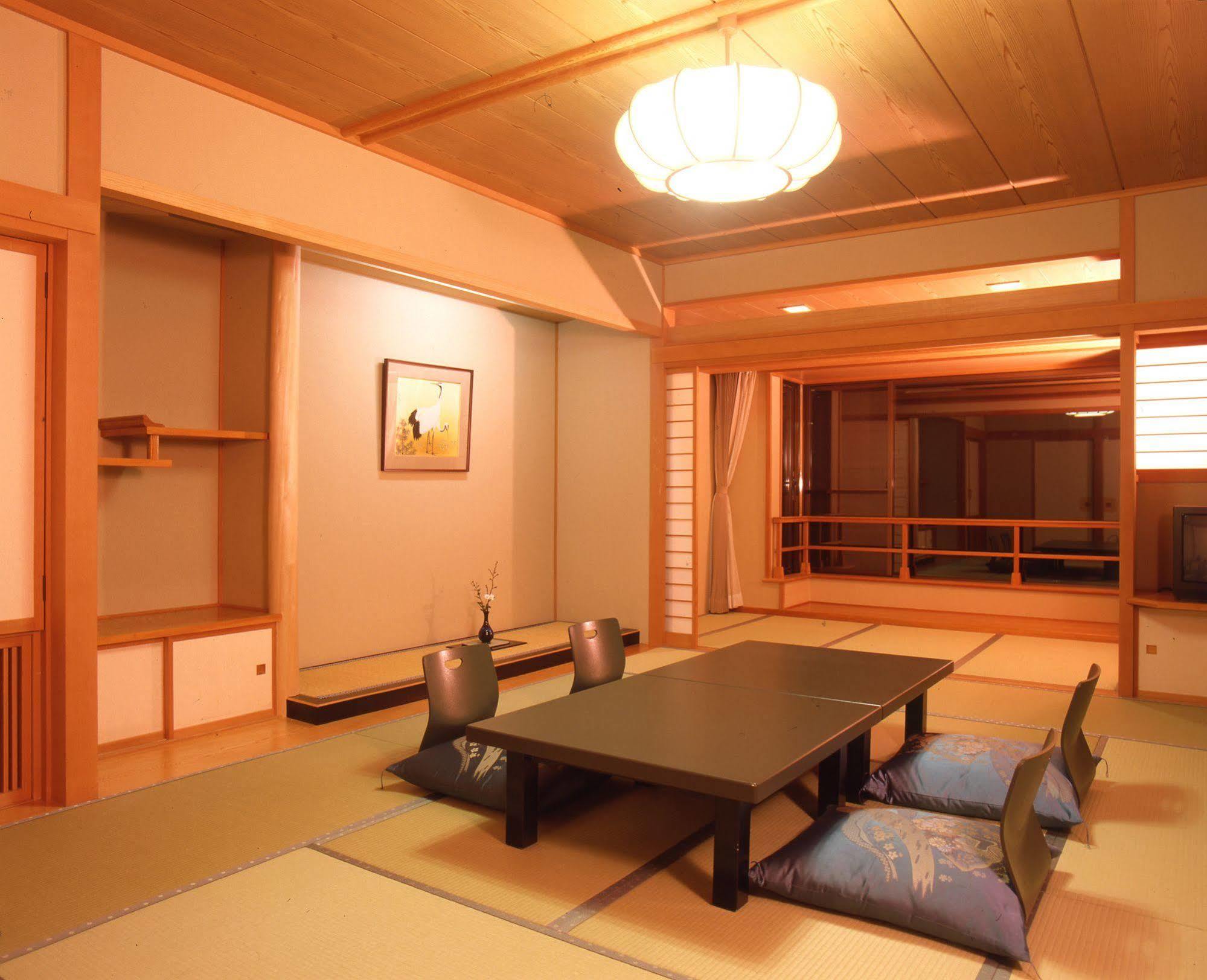 Tateyama Prince Hotel Ōmachi Esterno foto