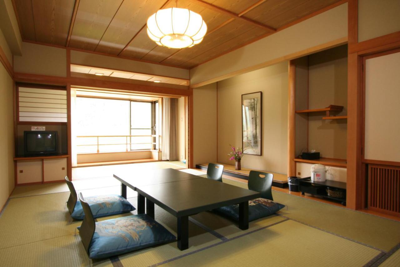 Tateyama Prince Hotel Ōmachi Esterno foto